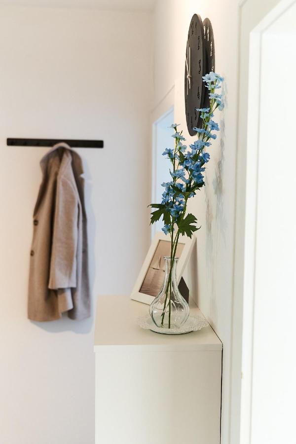 N2 Centrally Located 3-Room Apartment With Balcony Or Individual Rooms Karlsruhe Exteriör bild