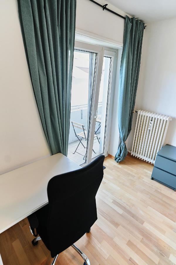 N2 Centrally Located 3-Room Apartment With Balcony Or Individual Rooms Karlsruhe Exteriör bild
