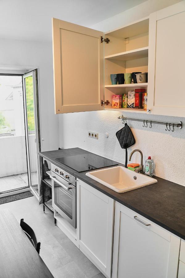 N2 Centrally Located 3-Room Apartment With Balcony Or Individual Rooms Karlsruhe Exteriör bild