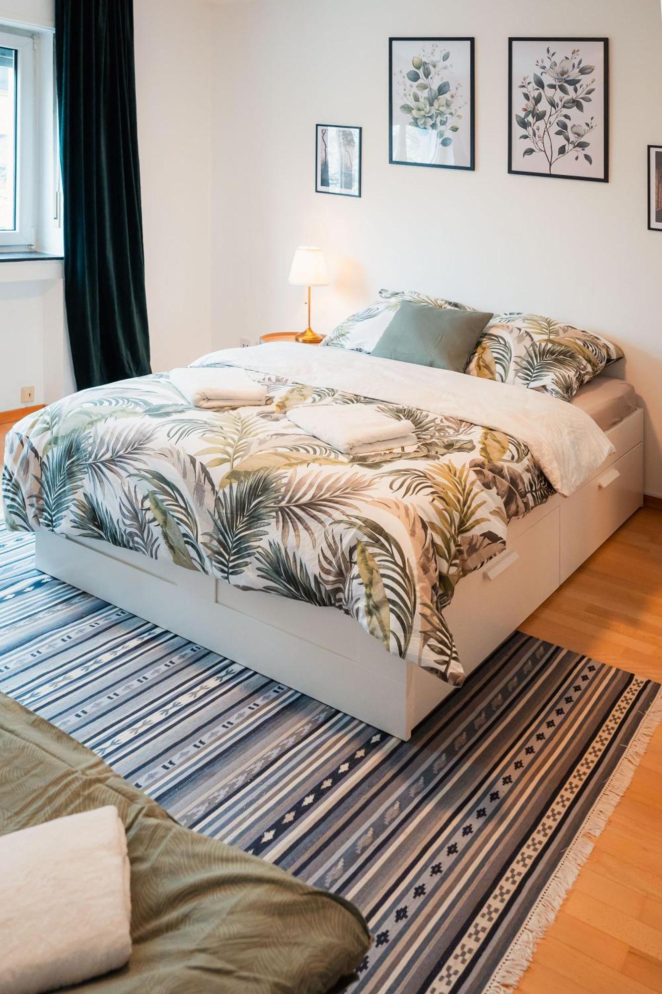 N2 Centrally Located 3-Room Apartment With Balcony Or Individual Rooms Karlsruhe Exteriör bild