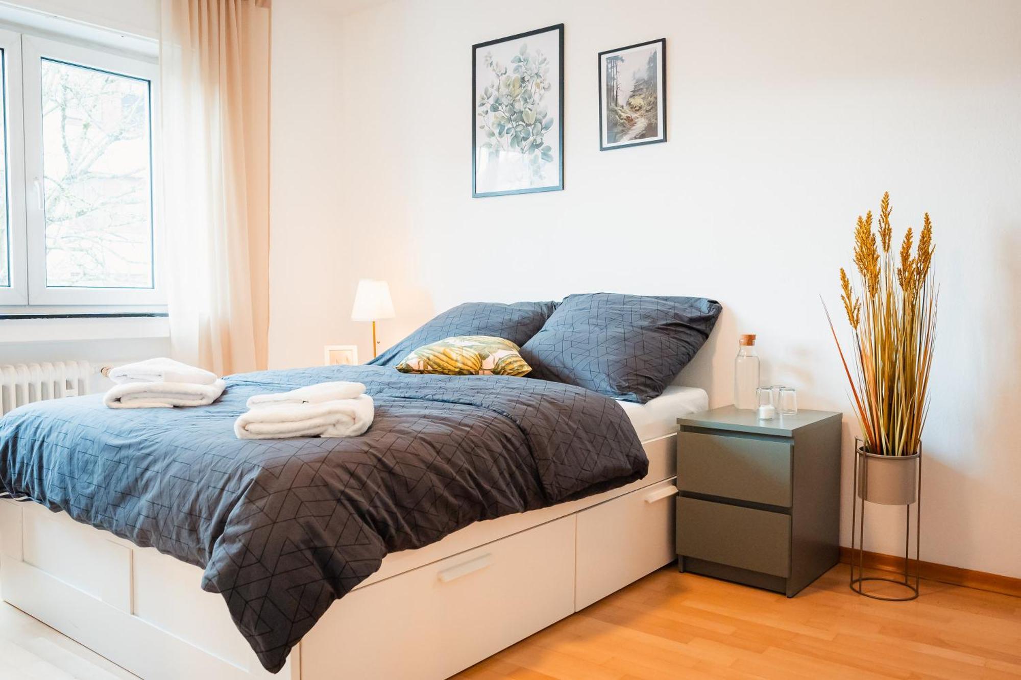 N2 Centrally Located 3-Room Apartment With Balcony Or Individual Rooms Karlsruhe Exteriör bild